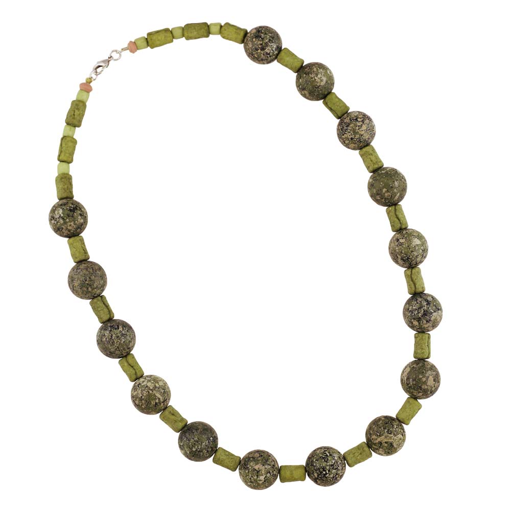 Kette 18mm Perle Kunststoff grün-matt gesprenkelt 56cm (Länge 56cm)